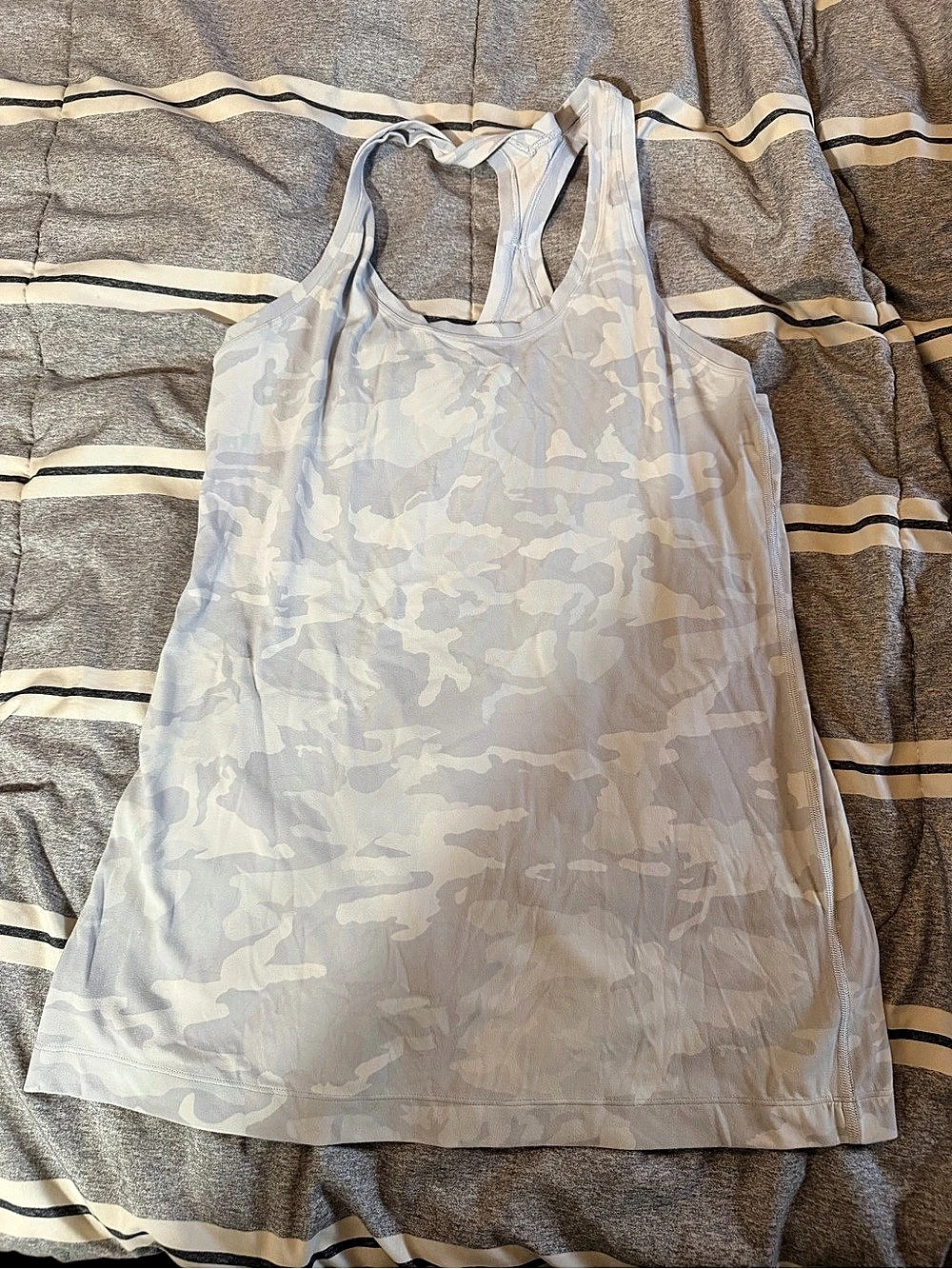 Lululemon Cool Racerback Tank Top *Nulu (Incognito Camo Alpine White Multi) )